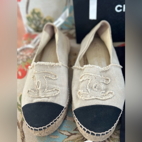 CHANEL Shoes - CHANEL Espadrilles sz 40